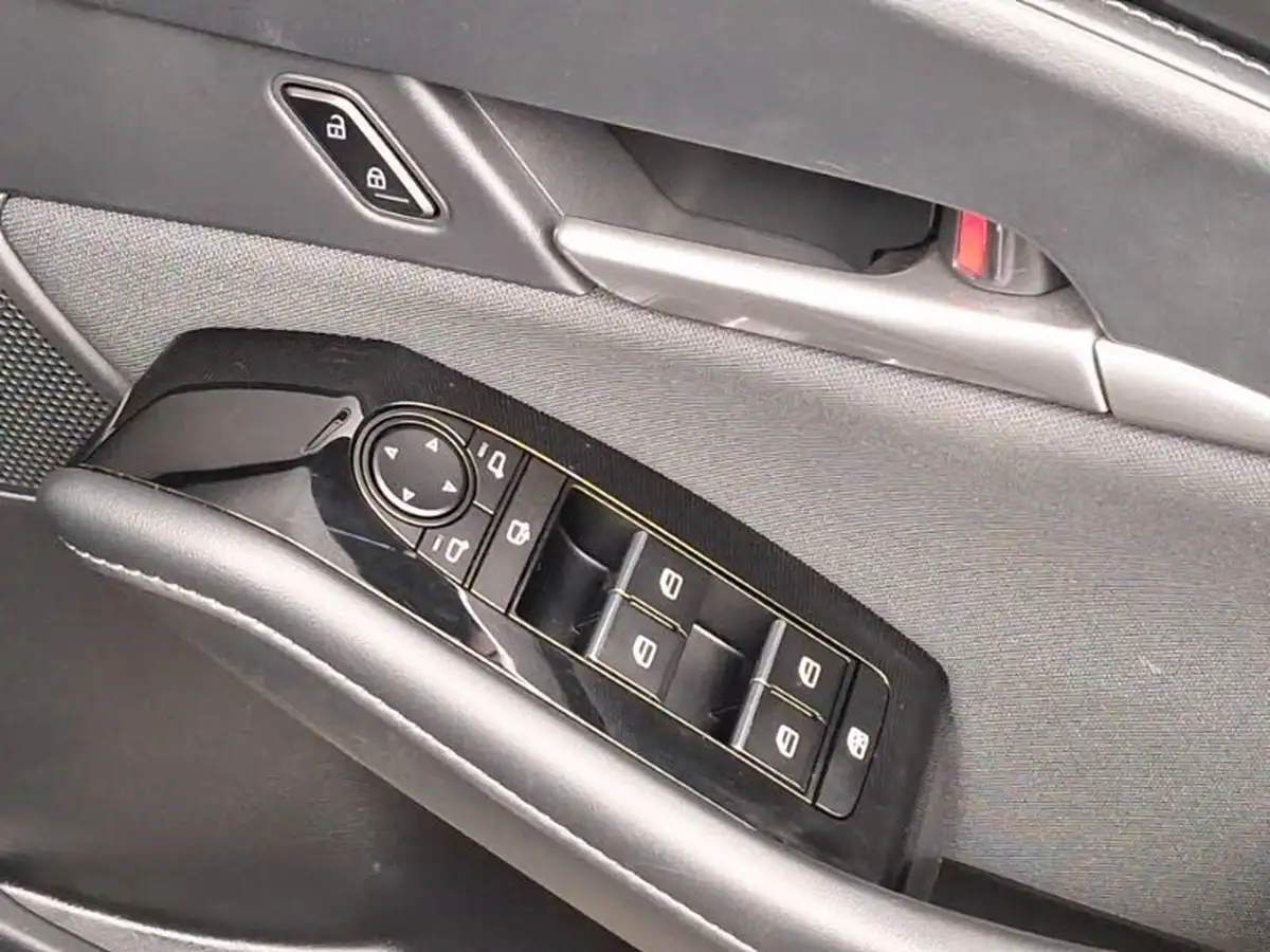 2021-mazda-cx-30-20-e-skyactiv-g-se-l-big-13