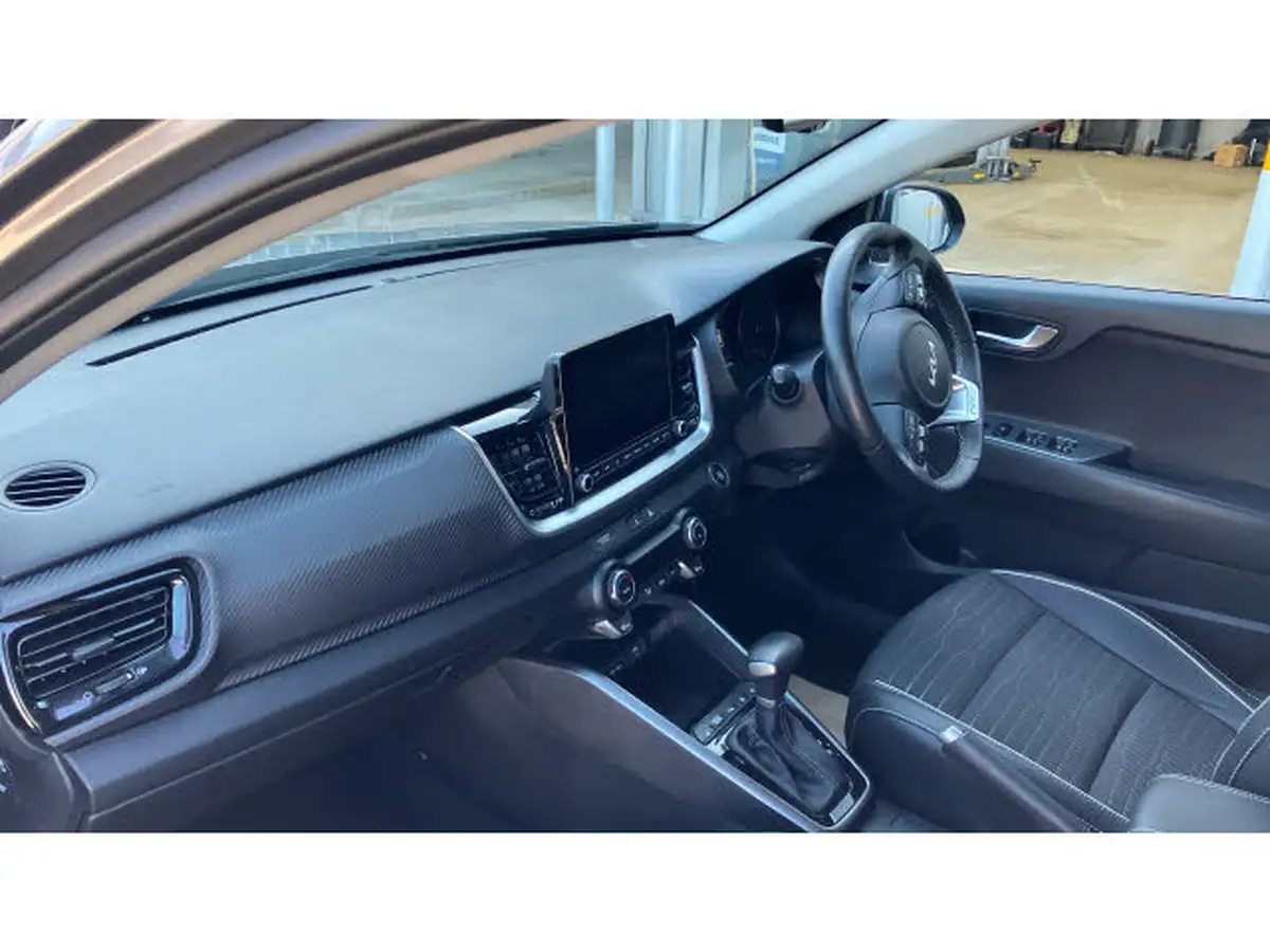 2024-kia-stonic-10-t-gdi-gt-line-s-98bhp-dct-big-8