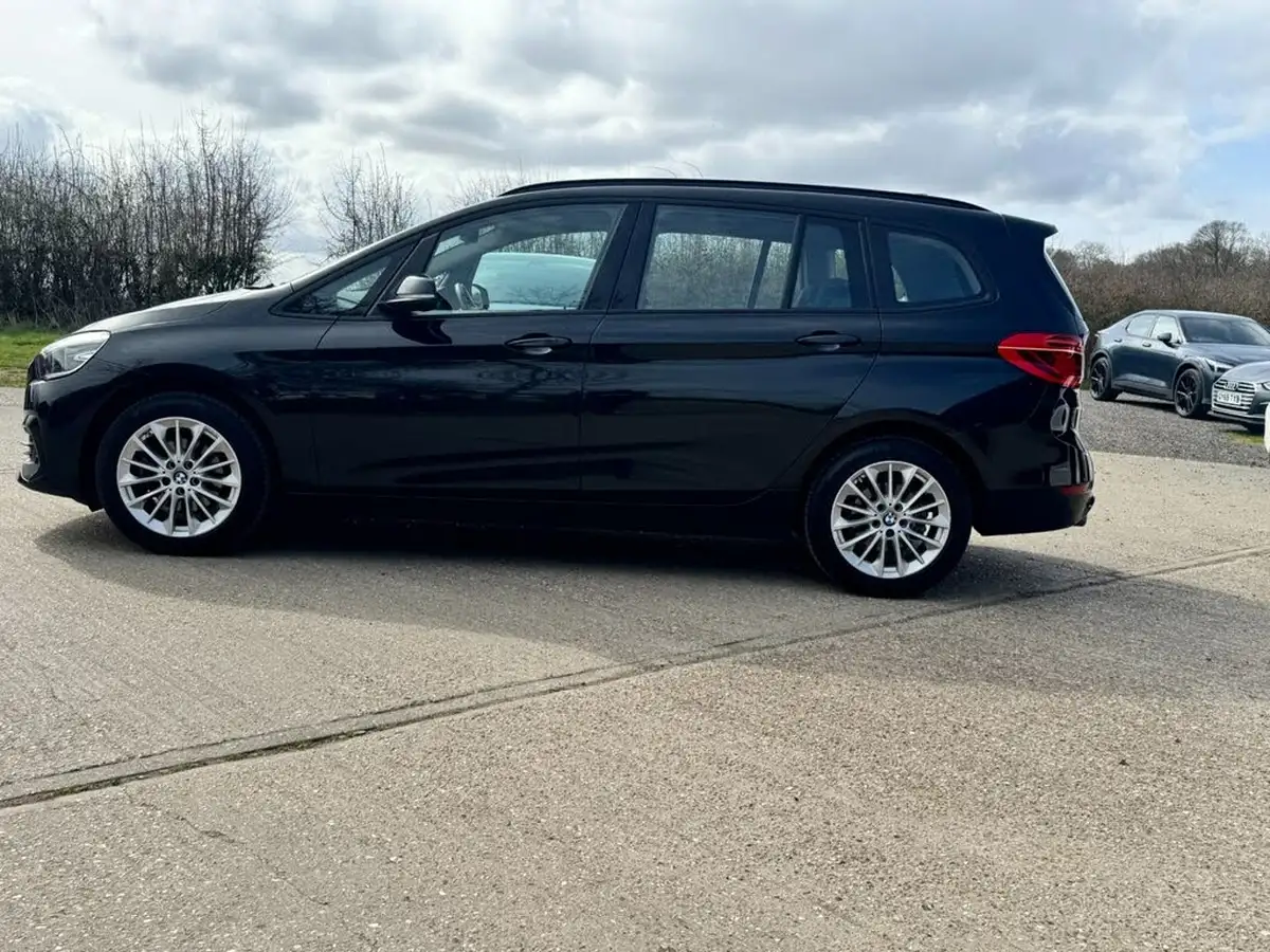 2020-bmw-2-series-15td-216d-se-gran-dct-big-12