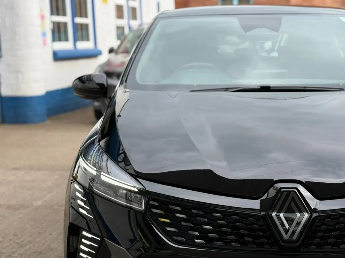 2024-renault-clio-10-tce-esprit-alpine-big-17