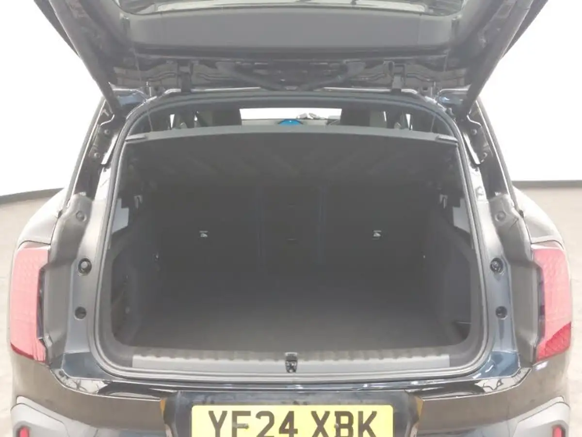 2024-mini-countryman-15-cooper-c-exclusive-big-12