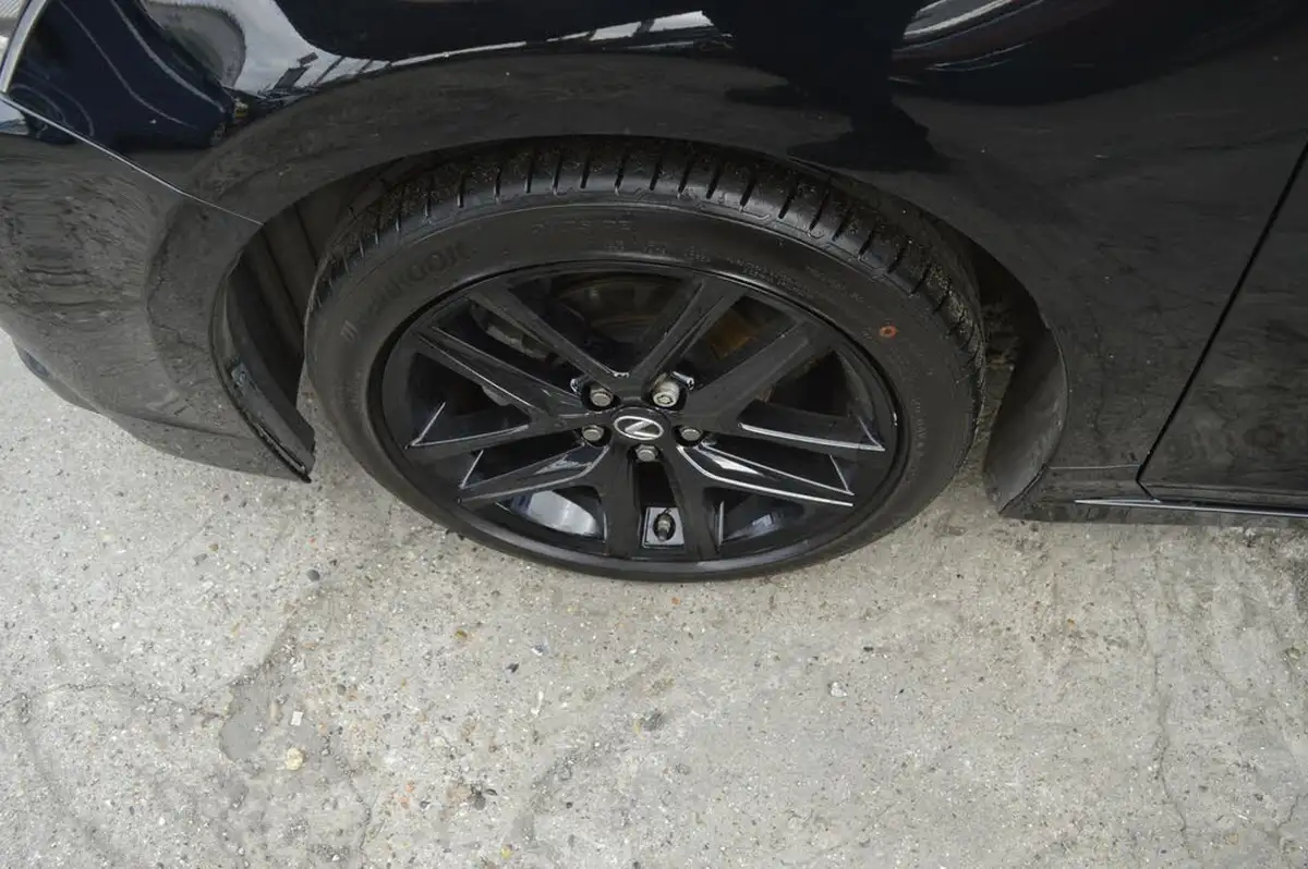 2019-lexus-ct-200h-18-ct-big-23