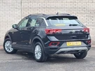 2022-volkswagen-t-roc-15-tsi-life-dsg-small-1