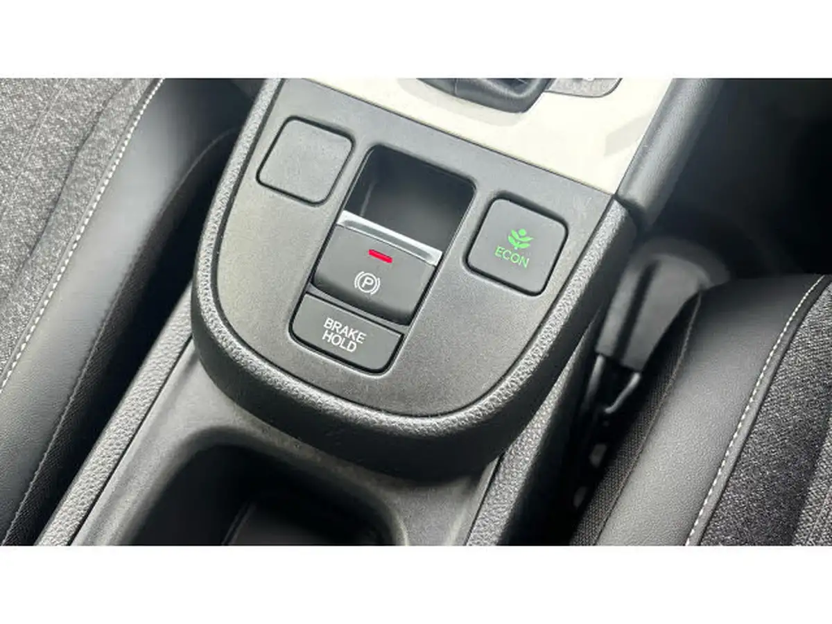 2023-honda-jazz-15-i-mmd-sr-big-25