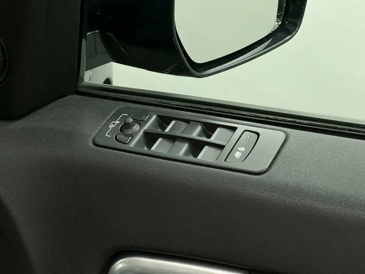 2019-land-rover-discovery-sport-20td4-landmark-big-28