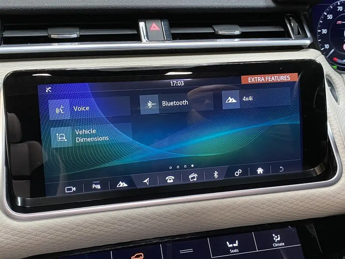 2017-land-rover-range-rover-velar-20-d240-r-dynamic-se-big-39