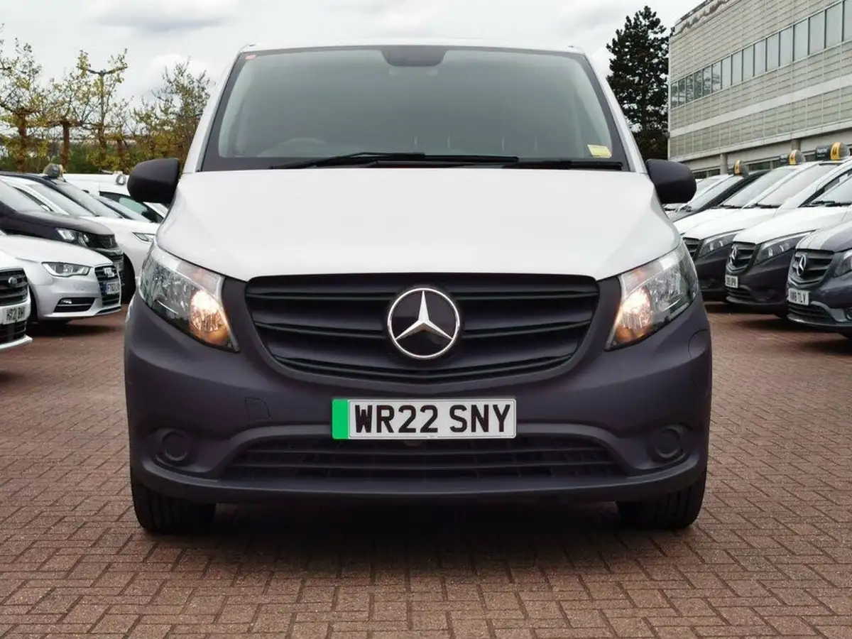 2022-mercedes-benz-vito-e-progressive-l2-big-1
