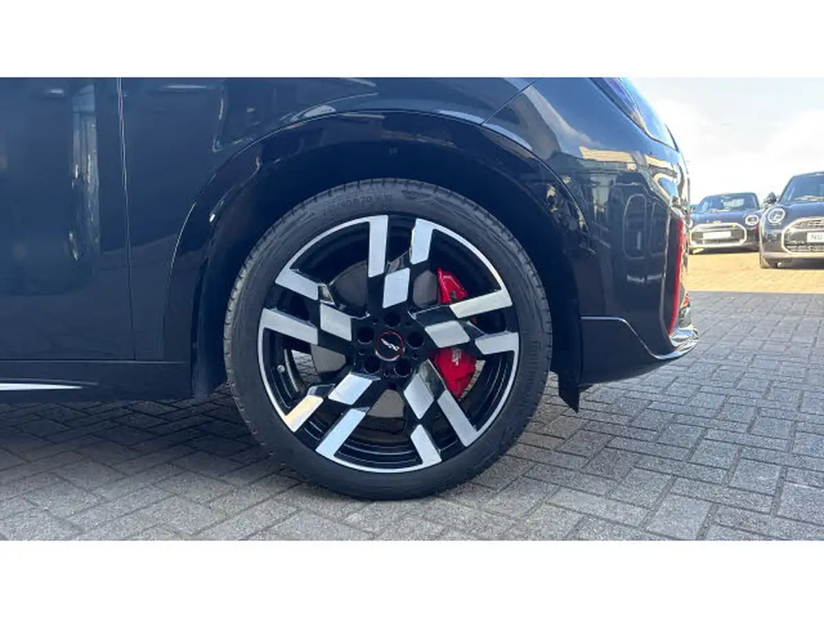 2024-mini-countryman-big-13