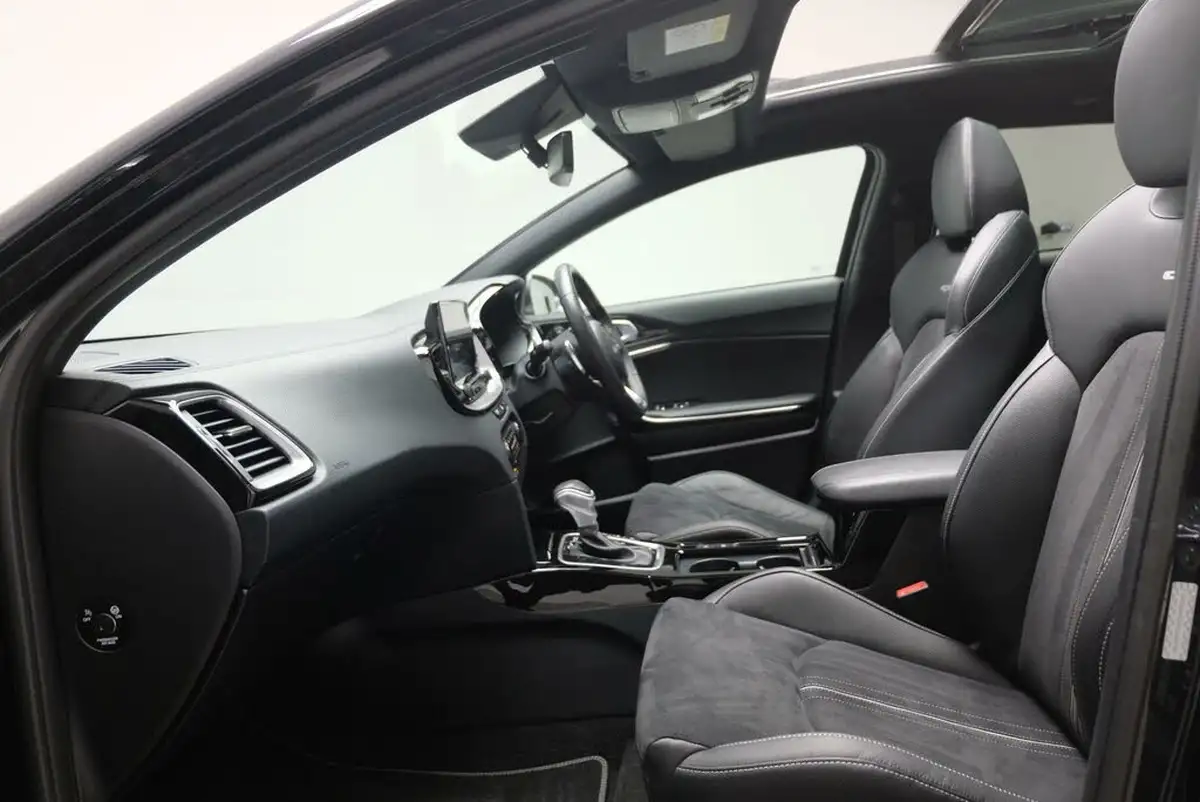 2024-kia-pro-ceed-15-t-gdi-gt-line-s-158bhp-big-11