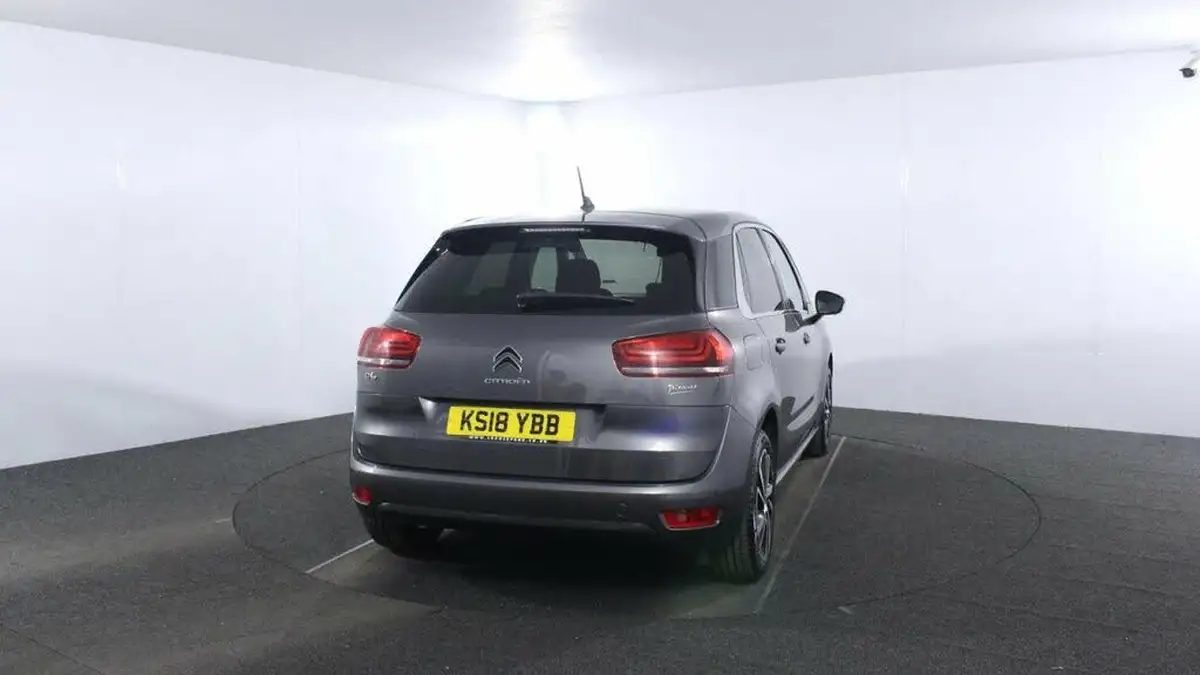 2018-citroen-c4-spacetourer-12-puretech-feel-big-6
