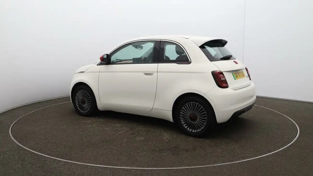 2021-fiat-500-e-red-117bhp-big-27