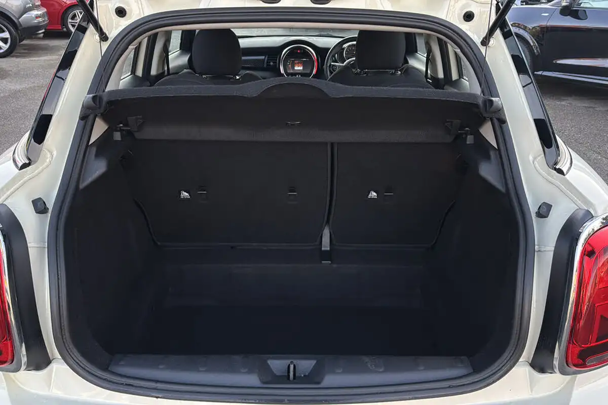 2019-mini-cooper-20-cooper-s-classic-189bhp-hatchback-5d-big-17