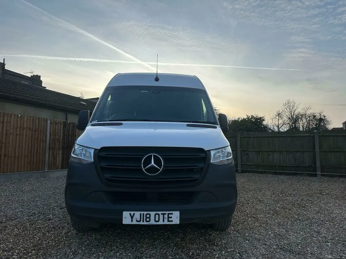 2018-mercedes-benz-sprinter-21cdi-311-l2h1-panel-van-rwd-eco-gear-360-big-2