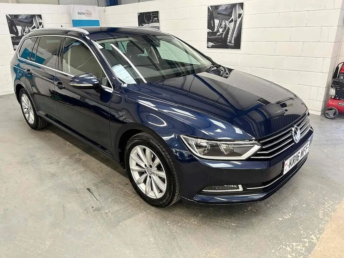 2016-volkswagen-passat-20tdi-se-business-estate-5d-big-0