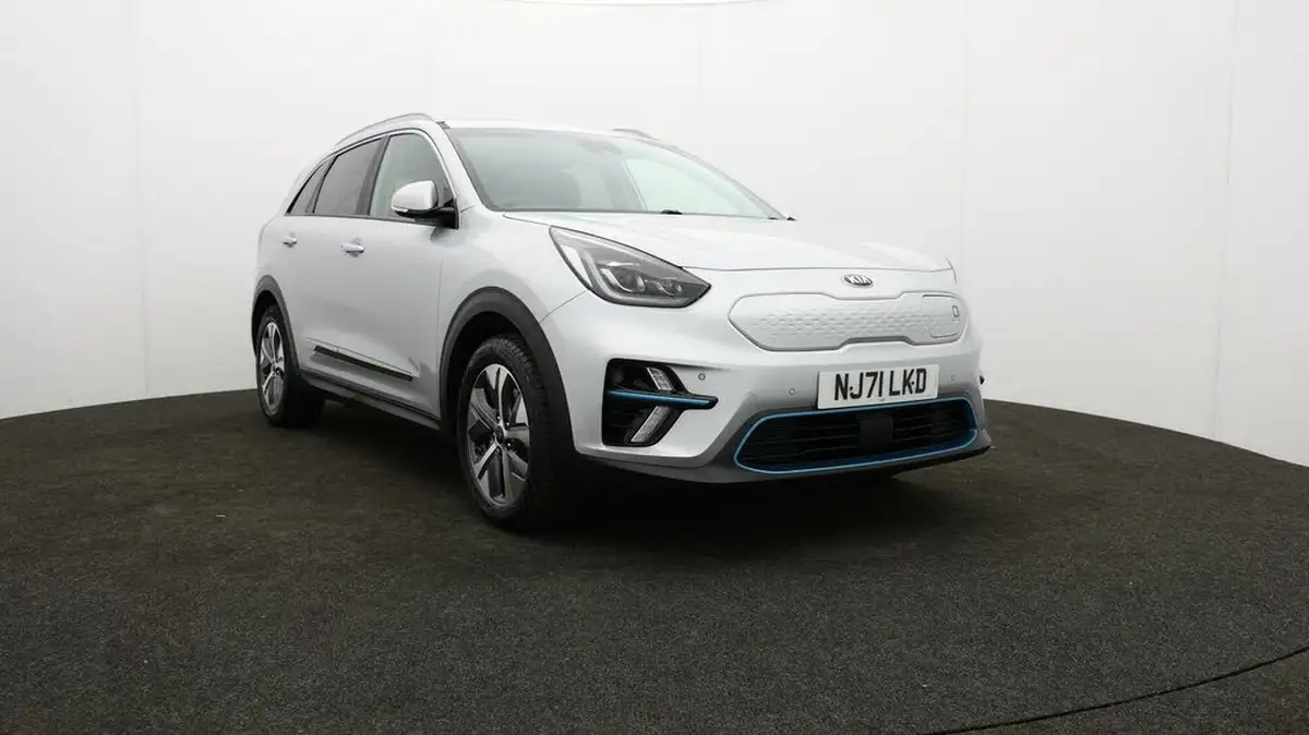2021-kia-e-niro-ev-4-big-40