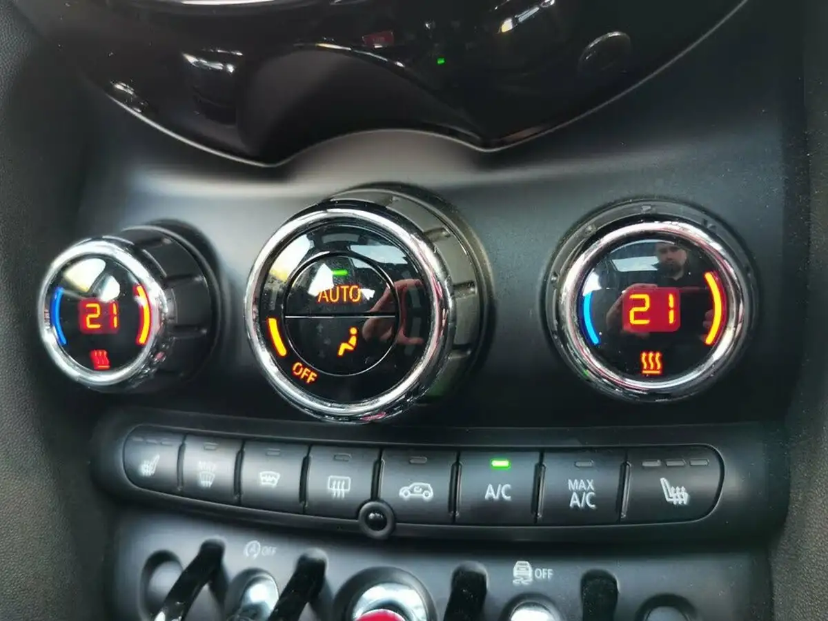 2021-mini-cooper-15-cooper-exclusive-series-ii-hatchback-5d-auto-big-49