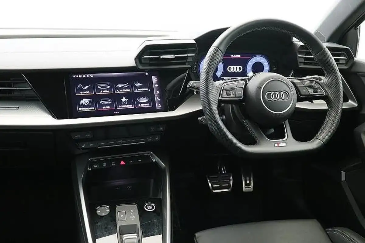 2024-audi-a3-15-35-tfsi-s-line-sportback-5d-tronic-big-1