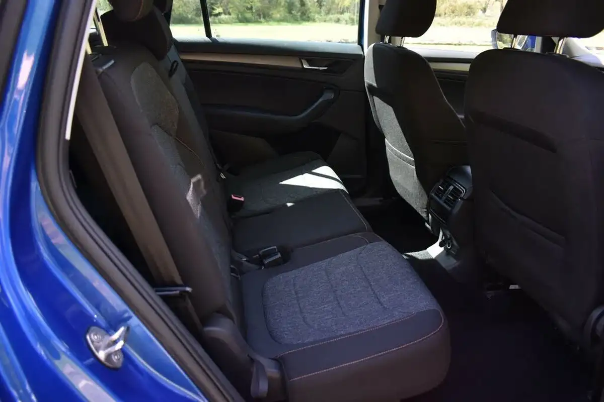 2021-skoda-kodiaq-15-tsi-se-drive-7-dsg-big-15