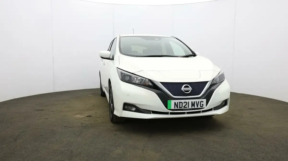 2021-nissan-leaf-e-n-connecta-big-36