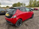 2014-chrysler-ypsilon-12-s-small-6