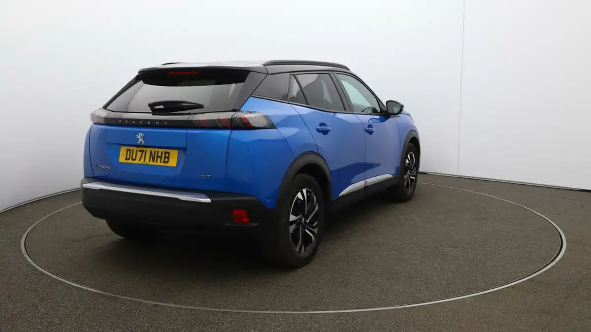 2021-peugeot-2008-suv-e-gt-big-46