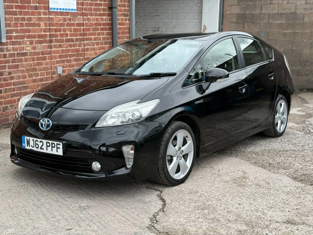 2012-toyota-prius-18-vvt-i-t-spirit-hybrid-leather-1794cc-big-54