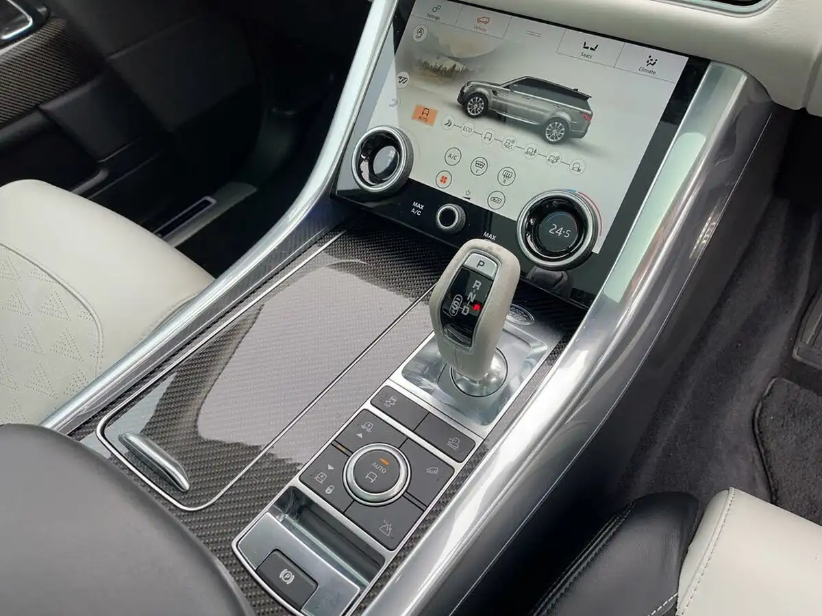 2022-land-rover-range-rover-sport-50-v8-p575-svr-carbon-edition-big-24