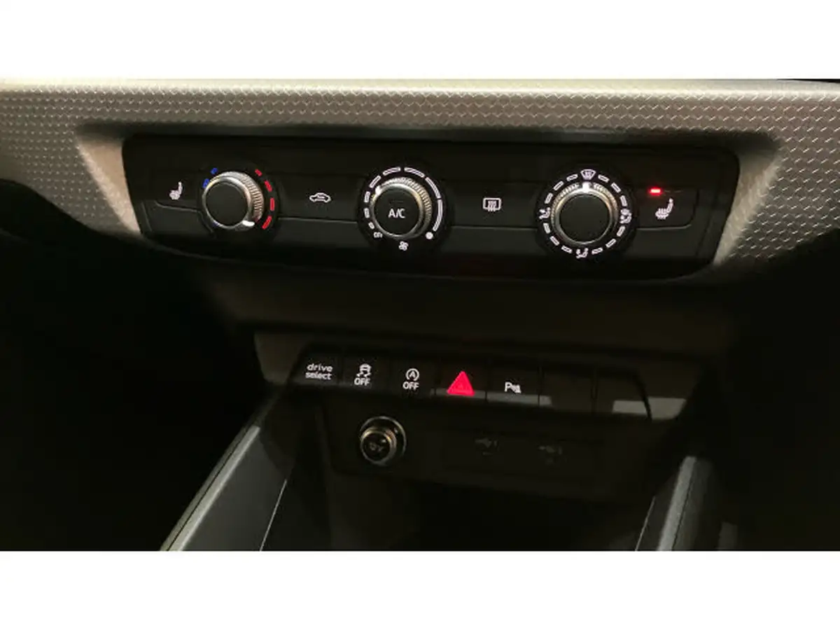 2024-audi-a1-15-35-tfsi-black-edition-big-12