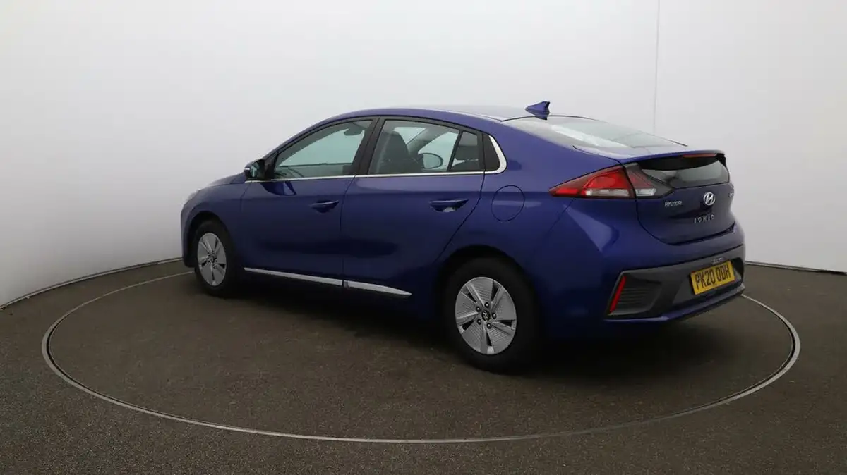 2020-hyundai-ioniq-16-gdi-premium-hybrid-big-54
