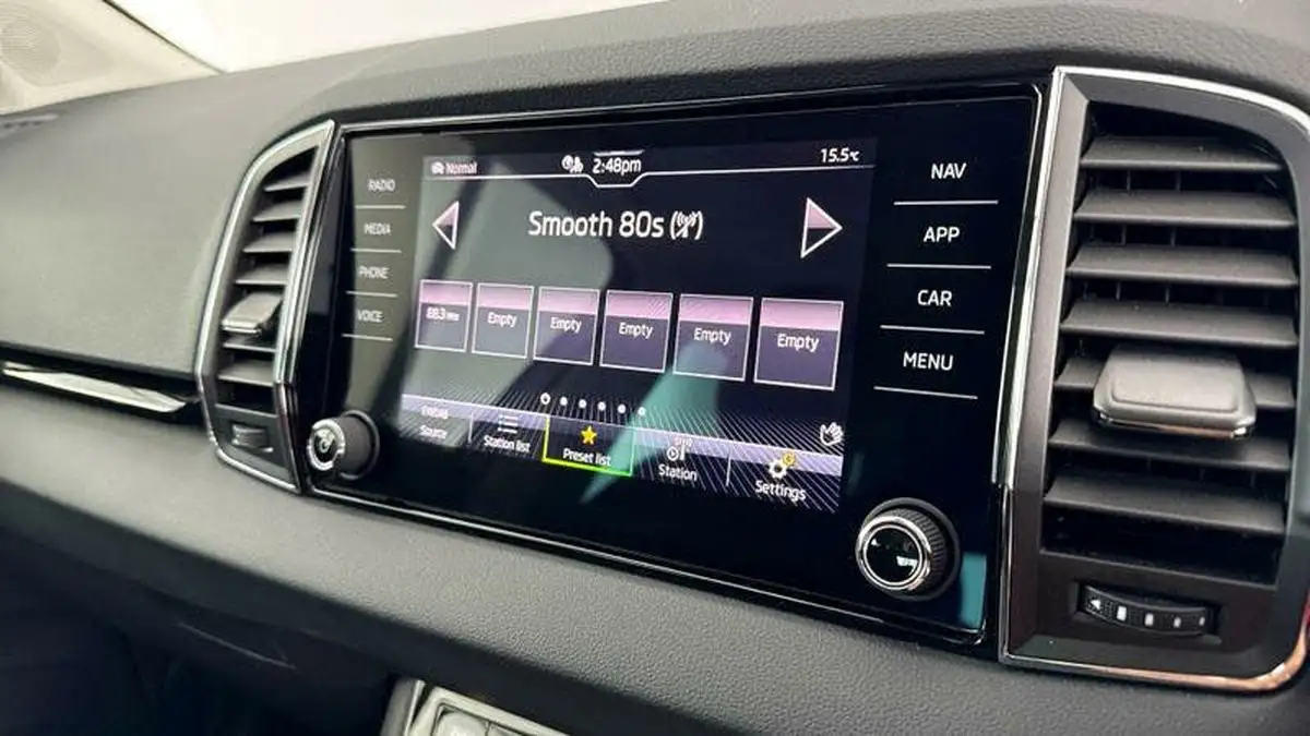 2024-skoda-karoq-15-tsi-se-l-dsg-big-12