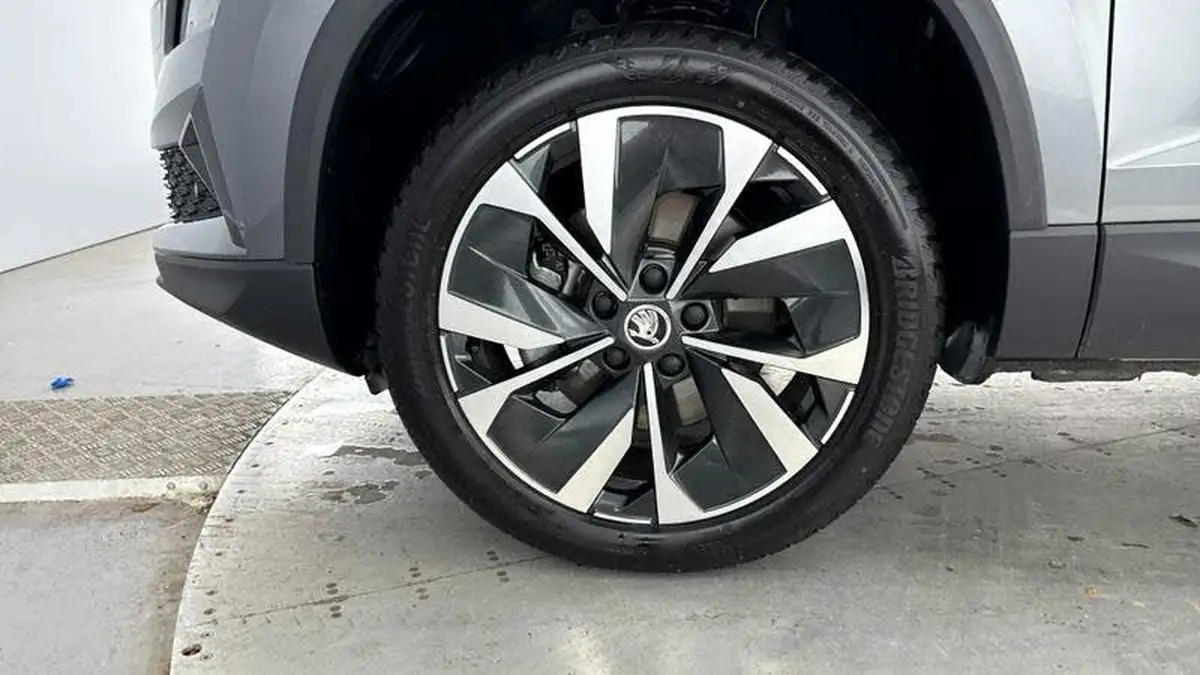 2024-skoda-karoq-15-tsi-se-l-dsg-big-36
