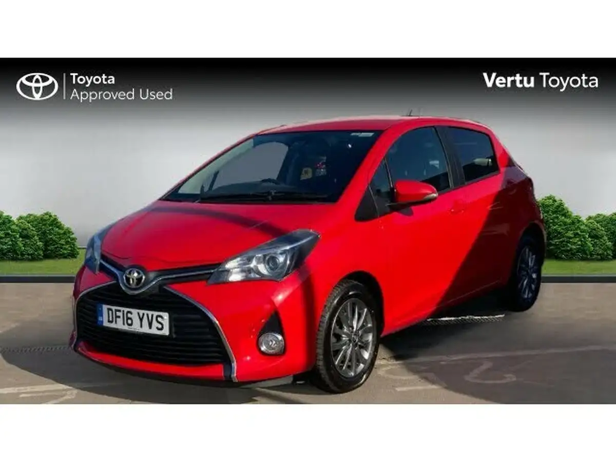 2016-toyota-yaris-133-icon-vvt-i-tss-5d-big-2