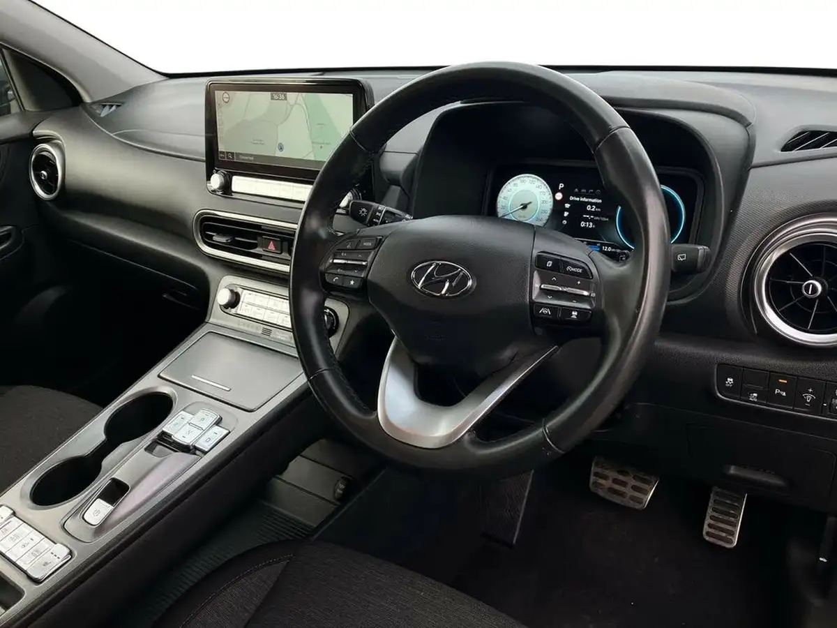 2021-hyundai-kona-e-premium-204ps-64kwh-7kw-obc-big-7