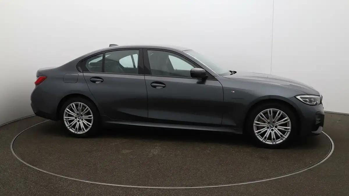 2020-bmw-3-series-20-330e-m-sport-tech-pack-saloon-4d-big-40