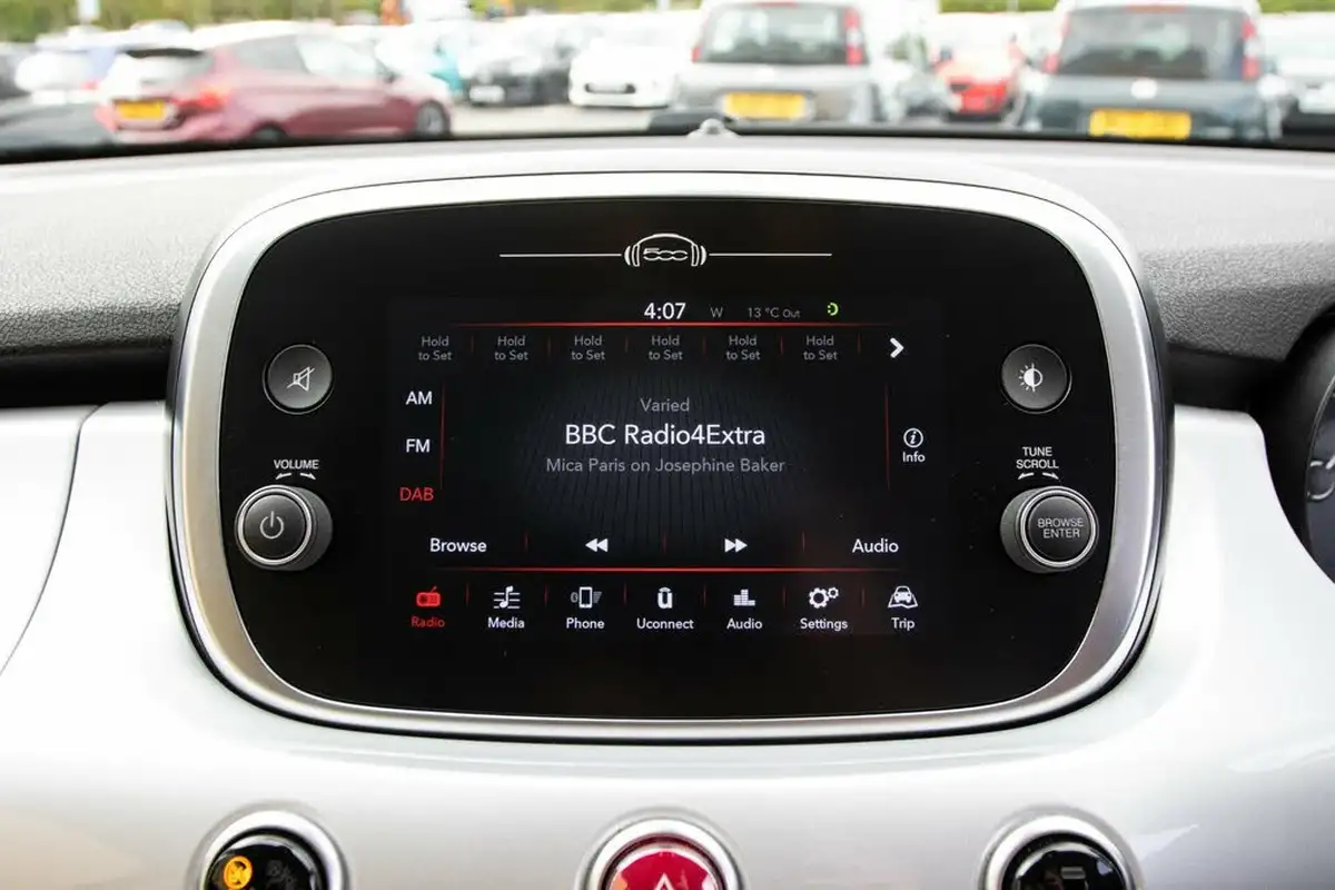 2021-fiat-500x-10-firefly-turbo-urban-big-21