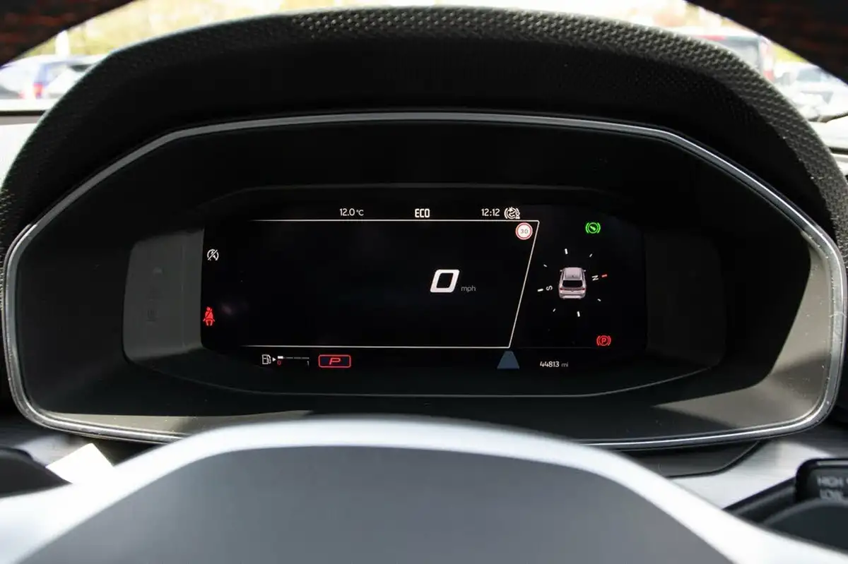 2020-seat-leon-15-etsi-fr-estate-big-14