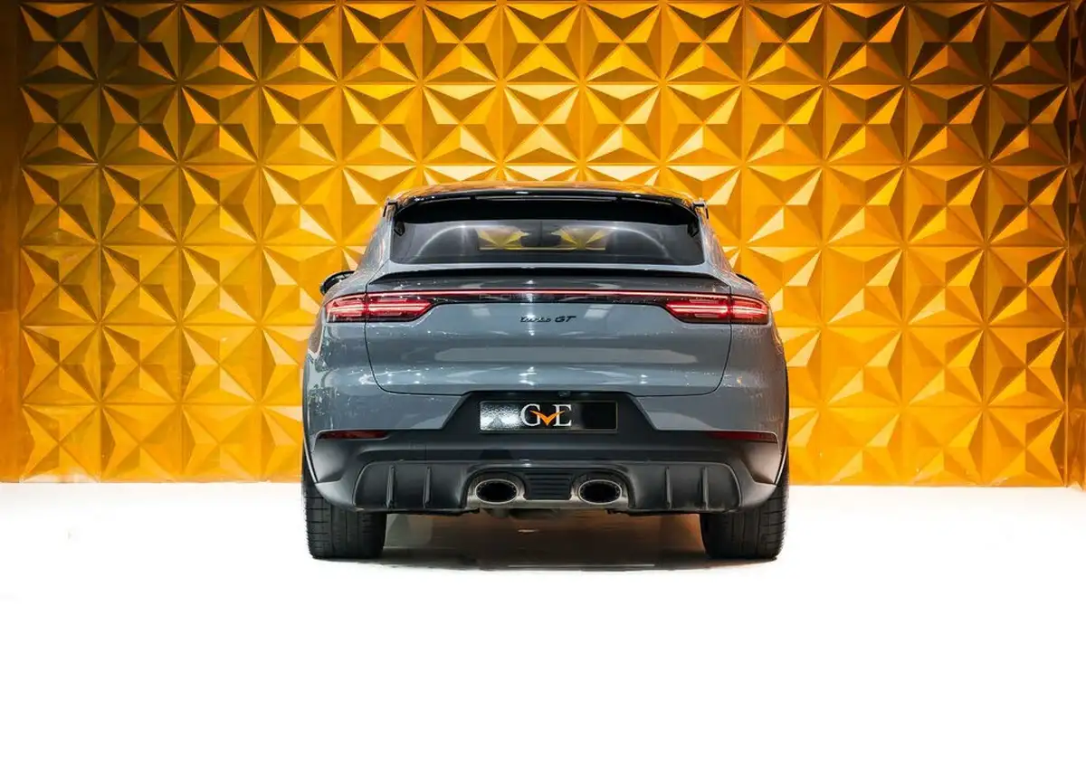 2022-porsche-cayenne-40-v8-turbo-gt-big-6