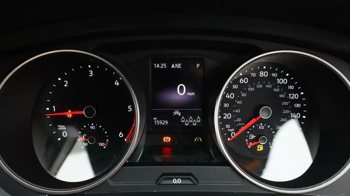 2020-volkswagen-tiguan-allspace-20tdi-match-150ps-4motion-dsg-big-10