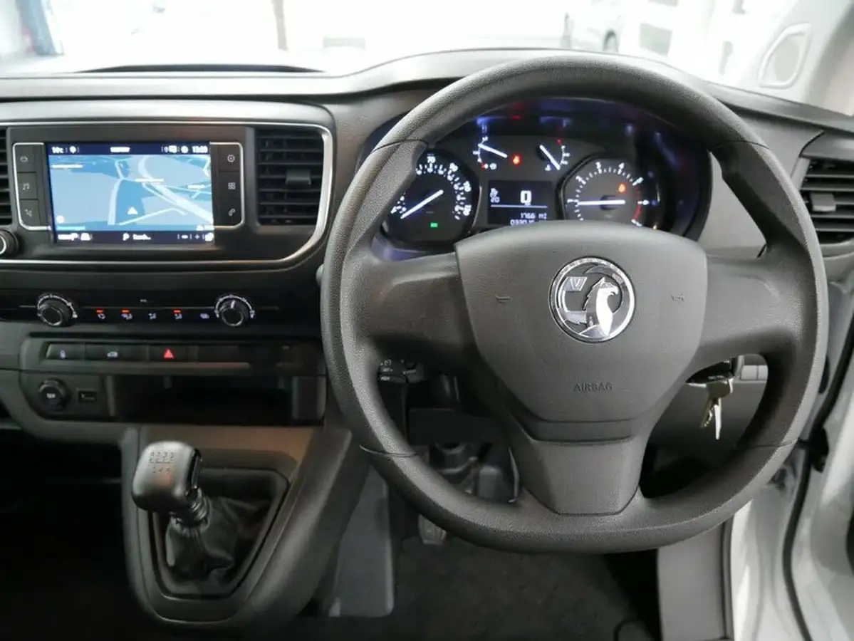 2023-vauxhall-vivaro-20td-3100-l2h1-pro-big-10