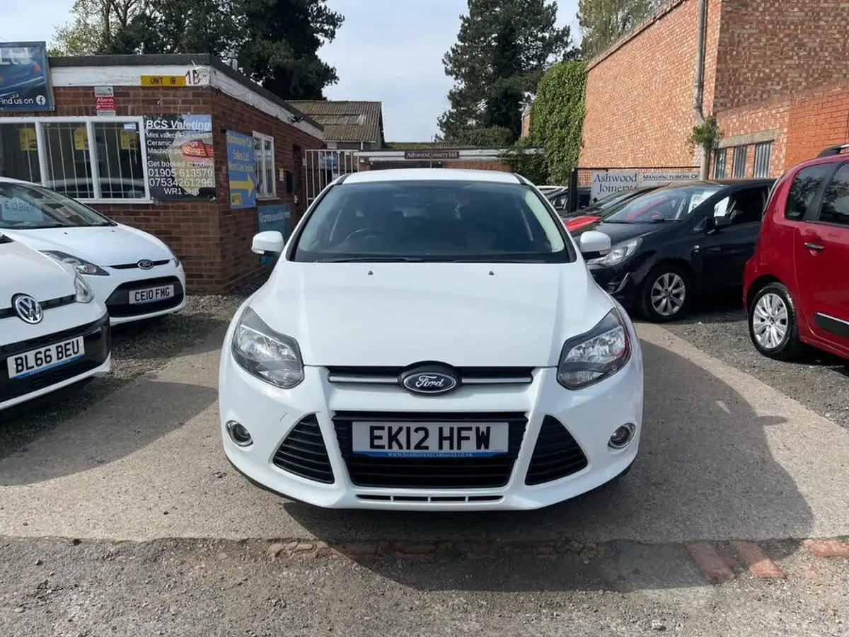 2012-ford-focus-16-zetec-ti-vct-125ps-hatchback-big-42