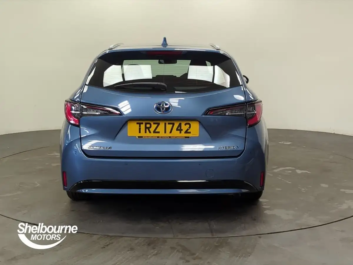 2021-toyota-corolla-18-vvt-i-icon-tech-spare-wheel-touring-sports-5d-big-12