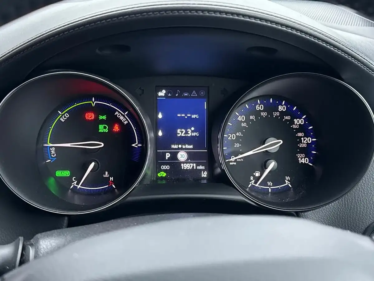 2021-toyota-c-hr-18-vvt-i-design-big-13