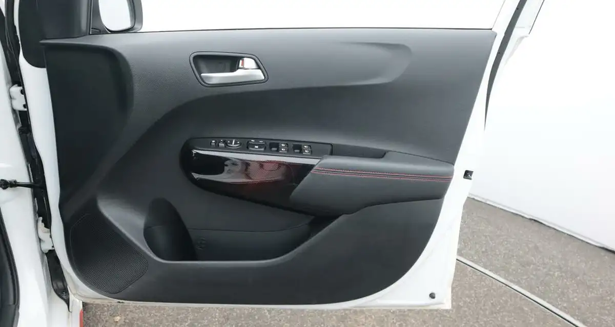 2022-kia-picanto-10-t-gdi-gt-line-big-15