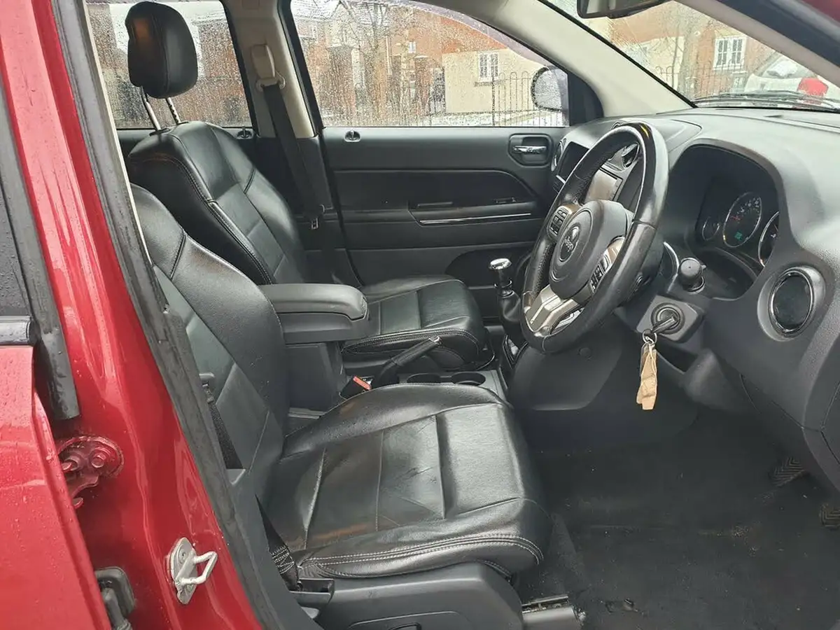 2011-jeep-compass-22crd-limited-161bhp-big-8