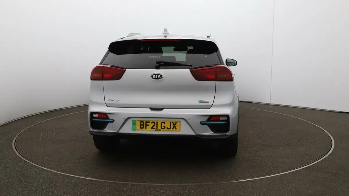 2021-kia-e-niro-ev-3-big-48