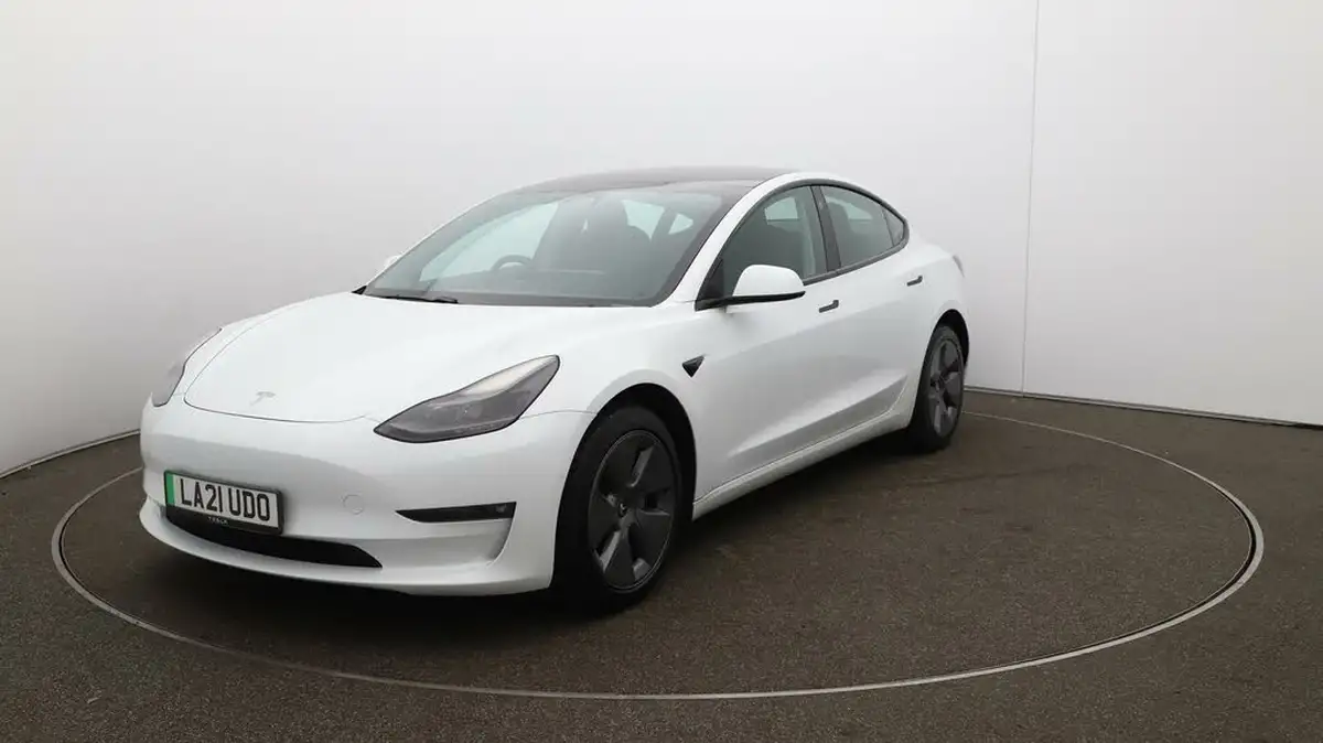 2021-tesla-model-3-e-long-range-4x4-big-27