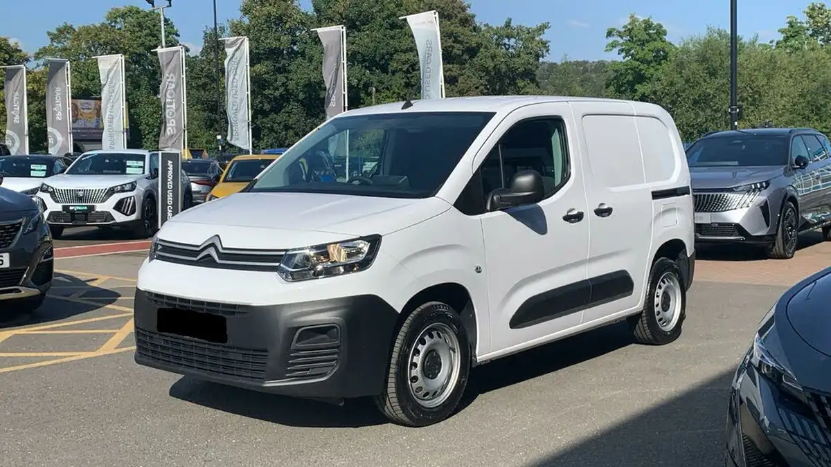 2023-citroen-berlingo-15-bluehdi-1000-enterprise-edition-100pseu6d-big-2