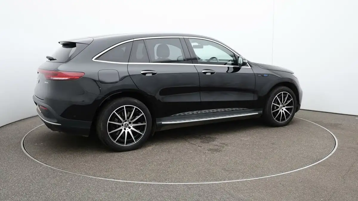 2022-mercedes-benz-eqc-e-eqc-400-amg-line-big-44