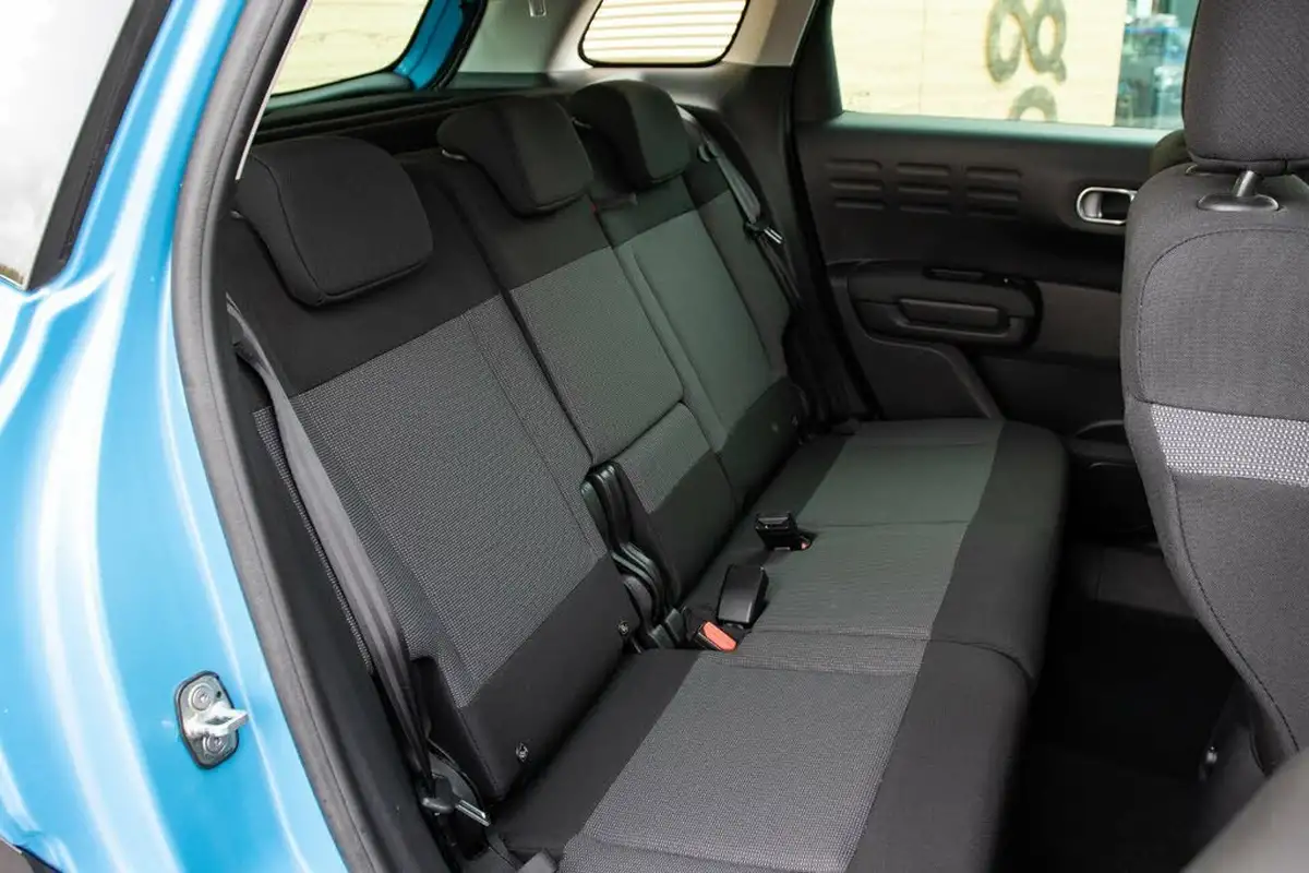 2018-citroen-c3-aircross-12-puretech-flair-110ps-ss-big-32