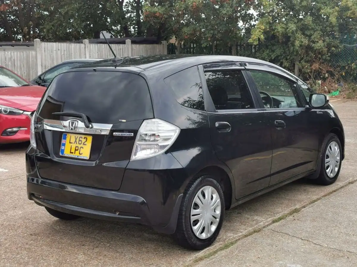 2012-honda-jazz-big-5